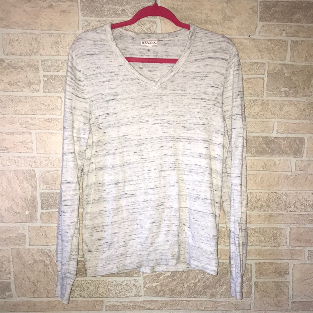 ✅Merona V neck Sweater
